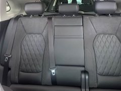 Hongqi HS5 2019 2.0T Zhilian Qixiang four-wheel drive version - фото 16