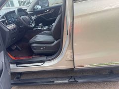 Hongqi HS5 facelift 2.0T Zhilian Qiling four-wheel drive version - фото 9