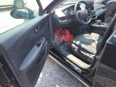 Hongqi E-QM5 2023 basic travel version - фото 9