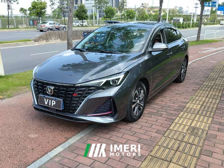 Changan Yidong Changxiang Edition PLUS Blue Whale NE 1.4T GDI DCT Distinguished Edition - автомобиль из Китая