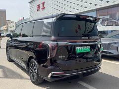 Hongqi HQ9 PHEV 2.0T four-wheel drive luxury version - фото 6