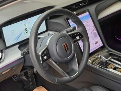 Hongqi H5 2.0T Automatic Qichang Edition - фото 11