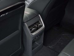 Hongqi H5 2.0T Automatic Qichang Edition - фото 13