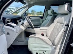 Volvo EM90 2025 Ultra six-seater - фото 8