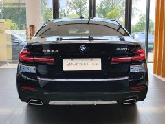 BMW 5 Series 530Li Leading M Sports Package - фото 6