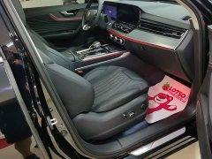 Hongqi HS5 Qixiang Pro Edition - фото 8