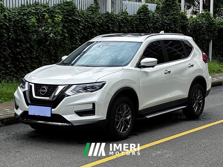 Nissan X-Trail 2025 Honor 2.0L 2WD Leading Edition - автомобиль из Китая