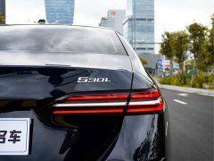 BMW 5 Series 530Li Exclusive M Sports Package - фото 5