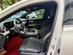 Mercedes-Benz C-Class facelift three C 260 L sports version - фото 12
