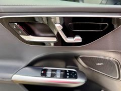 Mercedes-Benz C-Class facelift three C 260 L sports version - фото 17