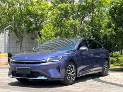 Baojun Xiangjing plug-in hybrid 140km luxury version - фото 1