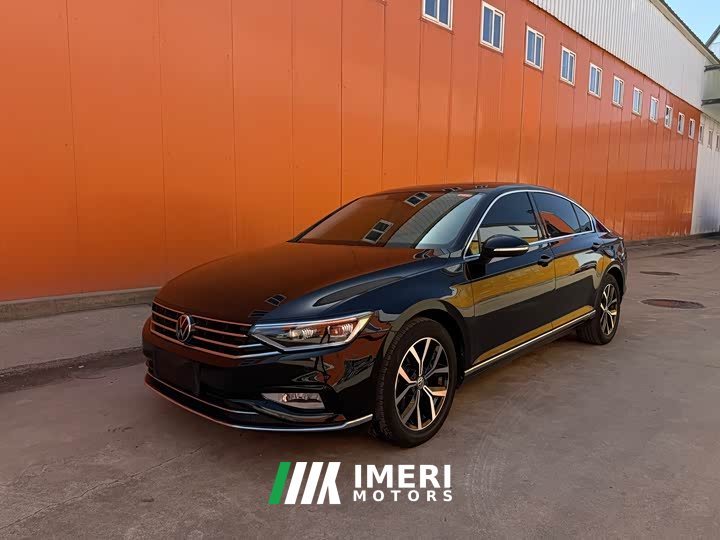 Volkswagen Magotan 2020 330TSI DSG Leading Edition - автомобиль из Китая
