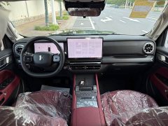 Tank 300 PHEV 2025 Hi4-T 36.7kWh - фото 17