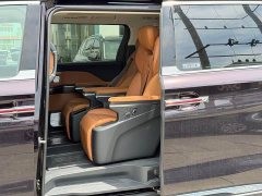 Hongqi HQ9 PHEV 2.0T AWD Business Edition - фото 8