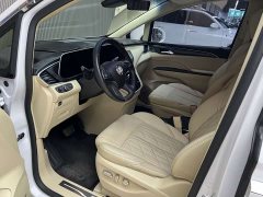 Buick GL8 ES Lu Zun smart flagship - фото 12