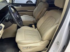 Buick GL8 ES Lu Zun smart flagship - фото 9