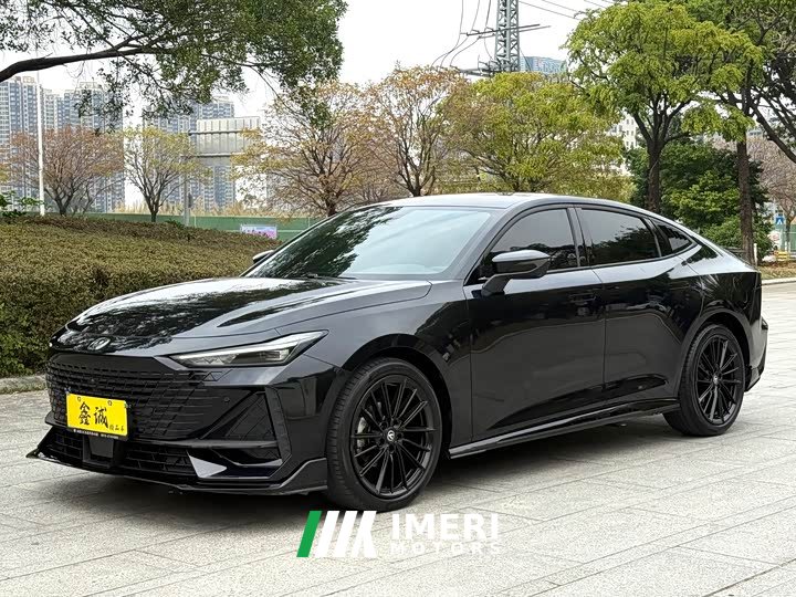 Changan UNI-V 1.5T sports version - автомобиль из Китая
