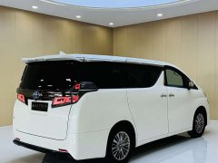 Toyota Wilfa 2021 Crown Dual Engine 2.5L HV Premium Edition - фото 16