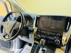 Toyota Wilfa 2021 Crown Dual Engine 2.5L HV Premium Edition - фото 8