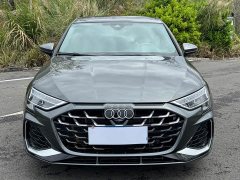 Audi A3 A3L Limousine 35TFSI Flying Spur Exclusive - фото 2