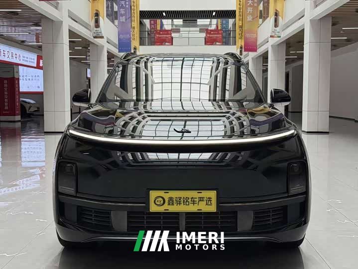 Li Auto Ideal L8 Pro - автомобиль из Китая