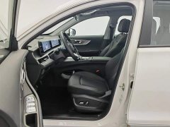 Volkswagen Tiggo 8 PRO 290T two-wheel drive luxury version - фото 10