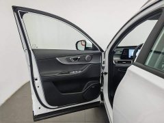 Volkswagen Tiggo 8 PRO 290T two-wheel drive luxury version - фото 8