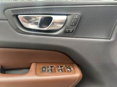 Volvo XC60 B5 four-wheel drive Zhiyi luxury version - фото 17