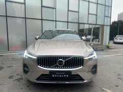 Volvo XC60 B5 four-wheel drive Zhiyi luxury version - фото 2