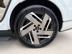 Nio Ledo L90 Ultra six-seater version - фото 15