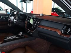 Volvo XC60 B5 four-wheel drive Zhiyuan Deluxe Edition - фото 14