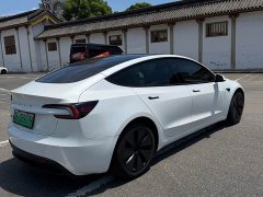Tesla Model 3 2025 facelift rear-wheel drive version - фото 4