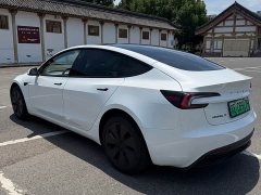 Tesla Model 3 2025 facelift rear-wheel drive version - фото 6