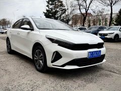 Kia K3 1.5L CVT Deluxe Edition - фото 3