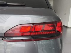 Audi SQ7 4.0 TFSI - фото 12