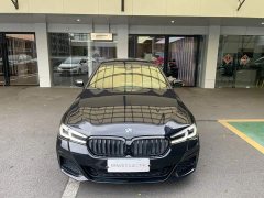 BMW 5 Series Facelift 530Li Exclusive M Sports Package - фото 2