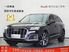 Audi Q7 2023 55 TFSI quattro S line sports - фото 1