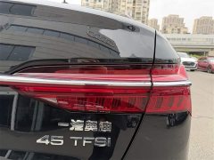 Audi A6L 40 TFSI Luxury Version - фото 12