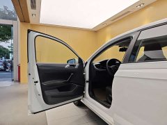 Audi Polo Plus 1.5L Edition - фото 7
