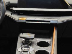 Changan UNI-V 1.5T Smart Pilot Edition - фото 20