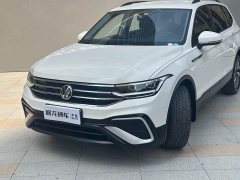 Volkswagen Tiguan L 330TSI automatic two-wheel drive comfort version - фото 2