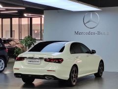 Mercedes-Benz E-Class (Imported) E 260 Luxury Sports Edition - фото 3