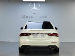 Mercedes-Benz E-Class (Imported) E 260 Luxury Sports Edition - фото 4