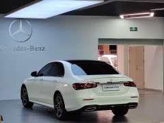 Mercedes-Benz E-Class (Imported) E 260 Luxury Sports Edition - фото 9