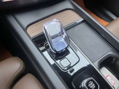 Volvo XC60 B5 four-wheel drive Zhiyuan luxury version - фото 11