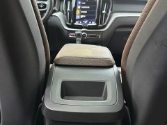 Volvo XC60 T5 four-wheel drive Zhiyuan Deluxe Edition - фото 12