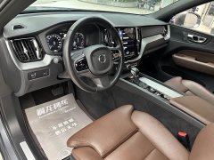 Volvo XC60 T5 four-wheel drive Zhiyuan Deluxe Edition - фото 14