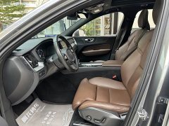 Volvo XC60 T5 four-wheel drive Zhiyuan Deluxe Edition - фото 15