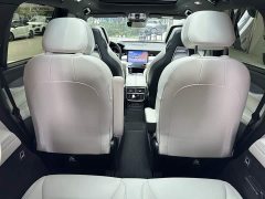 Lynk & Co 09 EM-P 2021 2.0T PHEV Ultra six-seater - фото 18