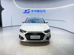 Audi A4L 40 TFSI Fashionable and Dynamic - фото 4